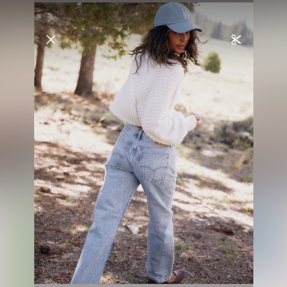 Levi’s low pro jeans Charlie glow up size 25 sold out everywhere viral